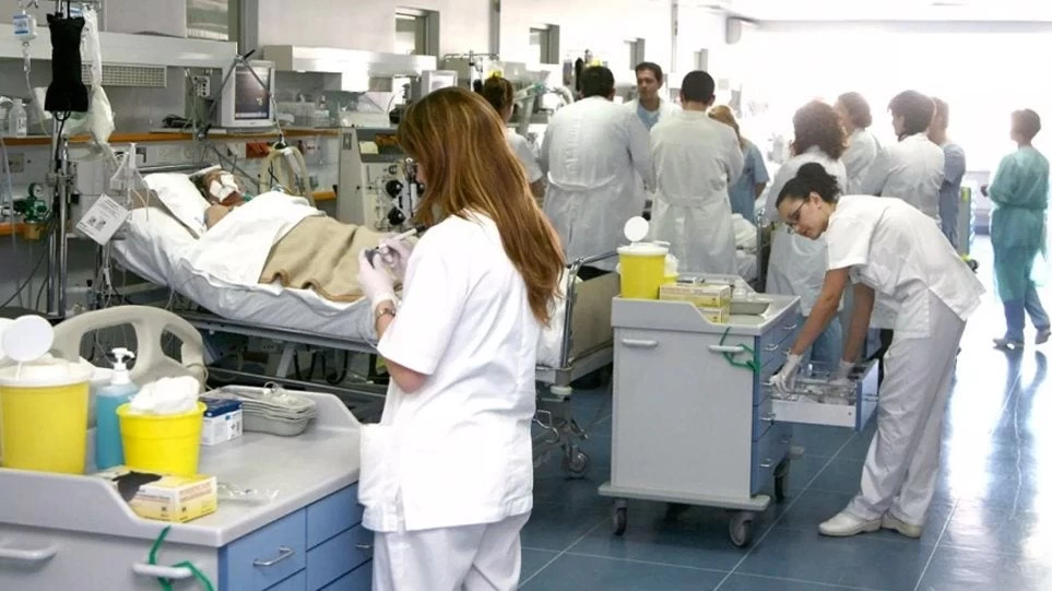 Ο Πολάκης θέλει την κοινωνία στο «σκοτάδι» για τα θύματα της γρίπης – Δείτε τι έστειλε στους διοικητές των νοσοκομείων (εικόνα)